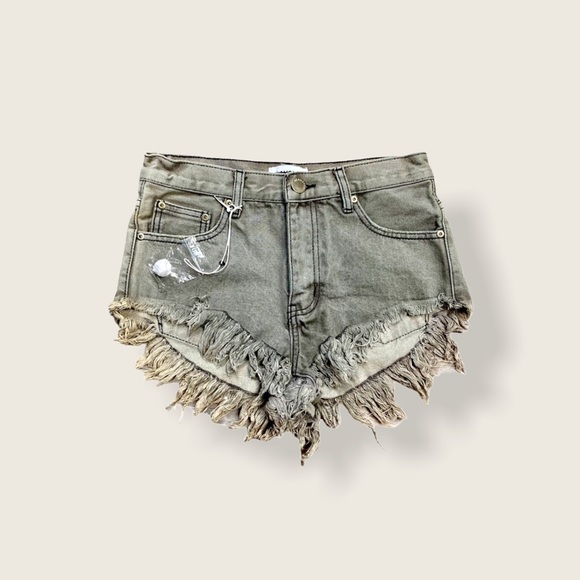 Boutique Glamorous Jean Shorts Frayed Hem Size S - Picture 1 of 9